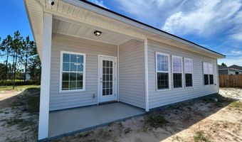 1667 SE Arnold Dr, Allenhurst, GA 31301