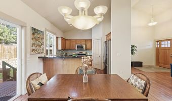 61172 Hilmer Creek Dr, Bend, OR 97702