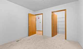 923 Mountain Meadows Cir, Ashland, OR 97520