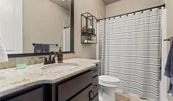 2711 Coyote Dr, Ames, IA 50014