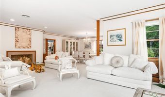 133 Tupelo Hill Dr, Cranston, RI 02920