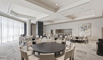 7000 W Island Blvd 907, Aventura, FL 33160