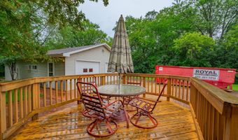 5241 Dommers Dr, Fitchburg, WI 53711