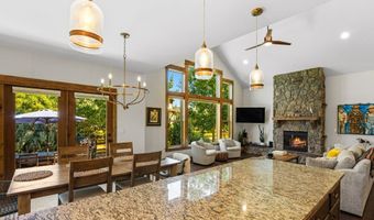 2452 Creekwood Dr, Bozeman, MT 59715