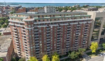 360 W Washington Ave 1204, Madison, WI 53703