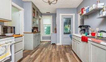 233-235 Grand St, Amsterdam, NY 12010
