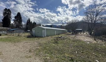 102 E 2nd Ave, Clark Fork, ID 83811