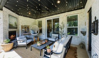 109 SW Autumn Hills Rd, Bentonville, AR 72712