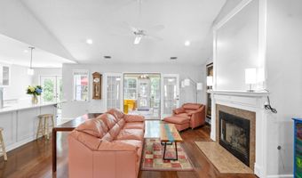 60 Thomas Sumter St, Beaufort, SC 29907