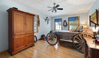 215 Erwin Rd, Adairsville, GA 30103