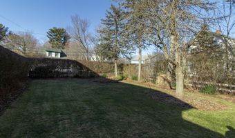 59 Home Pl, Branford, CT 06405