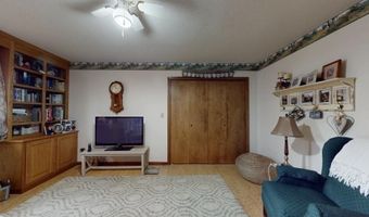 1112 W Church St, Albion, NE 68620