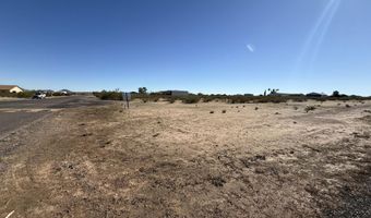 W William Road B, Aguila, AZ 85320