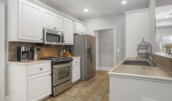 1019 Riverchase North Dr, Brandon, MS 39047