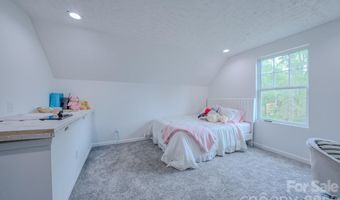 27 Garland Ball Dr, Alexander, NC 28701