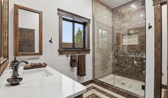 216 Mara Mdws, Athol, ID 83801