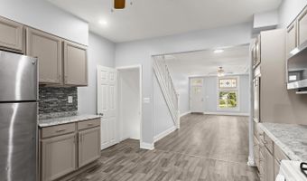 2005 SINCLAIR Ln, Baltimore, MD 21213