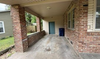 208 East St, Batesville, MS 38606