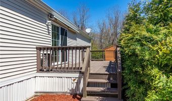 40 Campbell Cir, East Greenwich, RI 02818