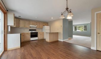 69 Birch Glen Dr 12, Bennington, NH 03442