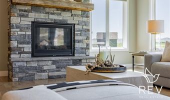 44 Sugar Bars Dr, Cody, WY 82414