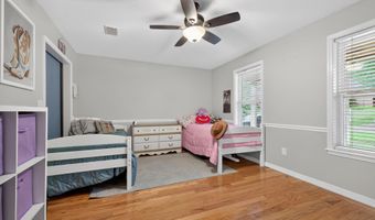 2504 N Ridge Dr, Arkadelphia, AR 71923