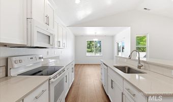 2211 Moon Shadow Dr, Caldwell, ID 83607