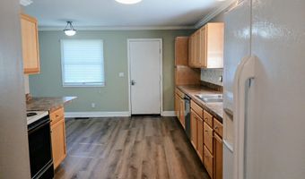 607 Terrace Dr, Aurora, MO 65605