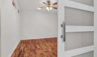 800 PARADISE Ln, Atlantic Beach, FL 32233