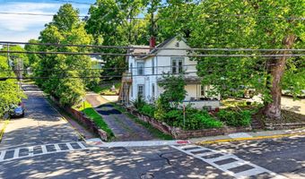 210 W State St, Athens, OH 45701