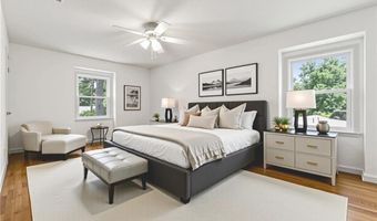 2373 Woodcreek Ct, Tucker, GA 30084