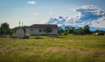 65 Indian Rings Rd, Big Timber, MT 59011