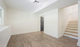 26 Old Stone Church Rd, Little Compton, RI 02837
