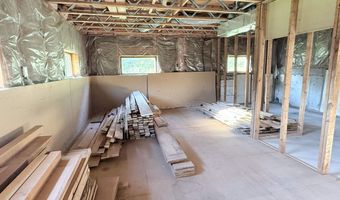 498 Town Line Rd, Bennington, VT 05201