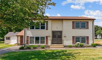 25 High St, Warwick, RI 02886