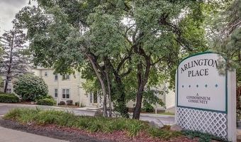 2221 S Huron Pkwy 4, Ann Arbor, MI 48104