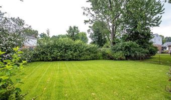 818 Rosetree Ln, Anderson Twp., OH 45230
