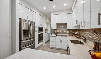 6113 GOLDTREE Way, Bethesda, MD 20817