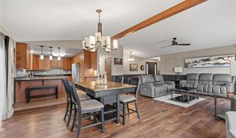 74500 240th St, Albert Lea, MN 56007