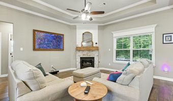 4046 Hampton Dr, Benton, AR 72019