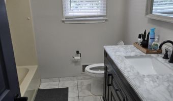 7 Elberon Ave, Bayville, NJ 08721