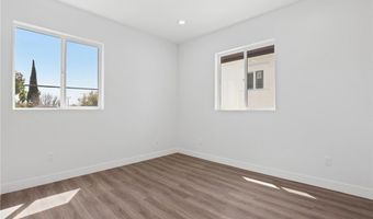 2102 E Stockwell St, Compton, CA 90222