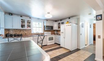 35 Boyd Ave, East Providence, RI 02914