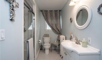 1 Pell St, Newport, RI 02840