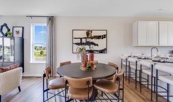 1250 Glenmont St, Algonquin, IL 60102