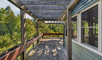 18 Cobb Rd, Belfast, ME 04915