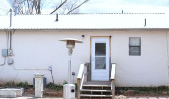 404 408 W 3rd St, Capitan, NM 88316