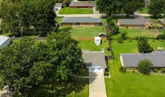 1521 Lariat Dr, Bartlesville, OK 74006