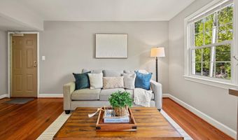 706 S FAYETTE St 21, Alexandria, VA 22314