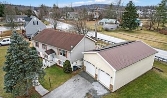 10 HEIGHTS Ct, Abbottstown, PA 17301